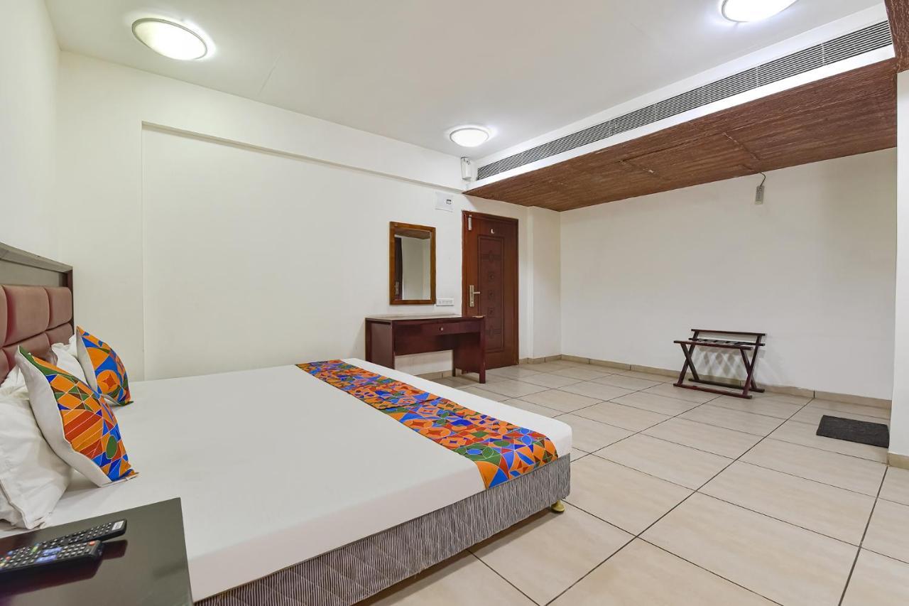 Fabhotel Gl Residency - Satellite Αχμπανταμπάντ Εξωτερικό φωτογραφία