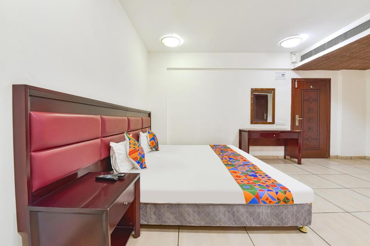 Fabhotel Gl Residency - Satellite Αχμπανταμπάντ Εξωτερικό φωτογραφία